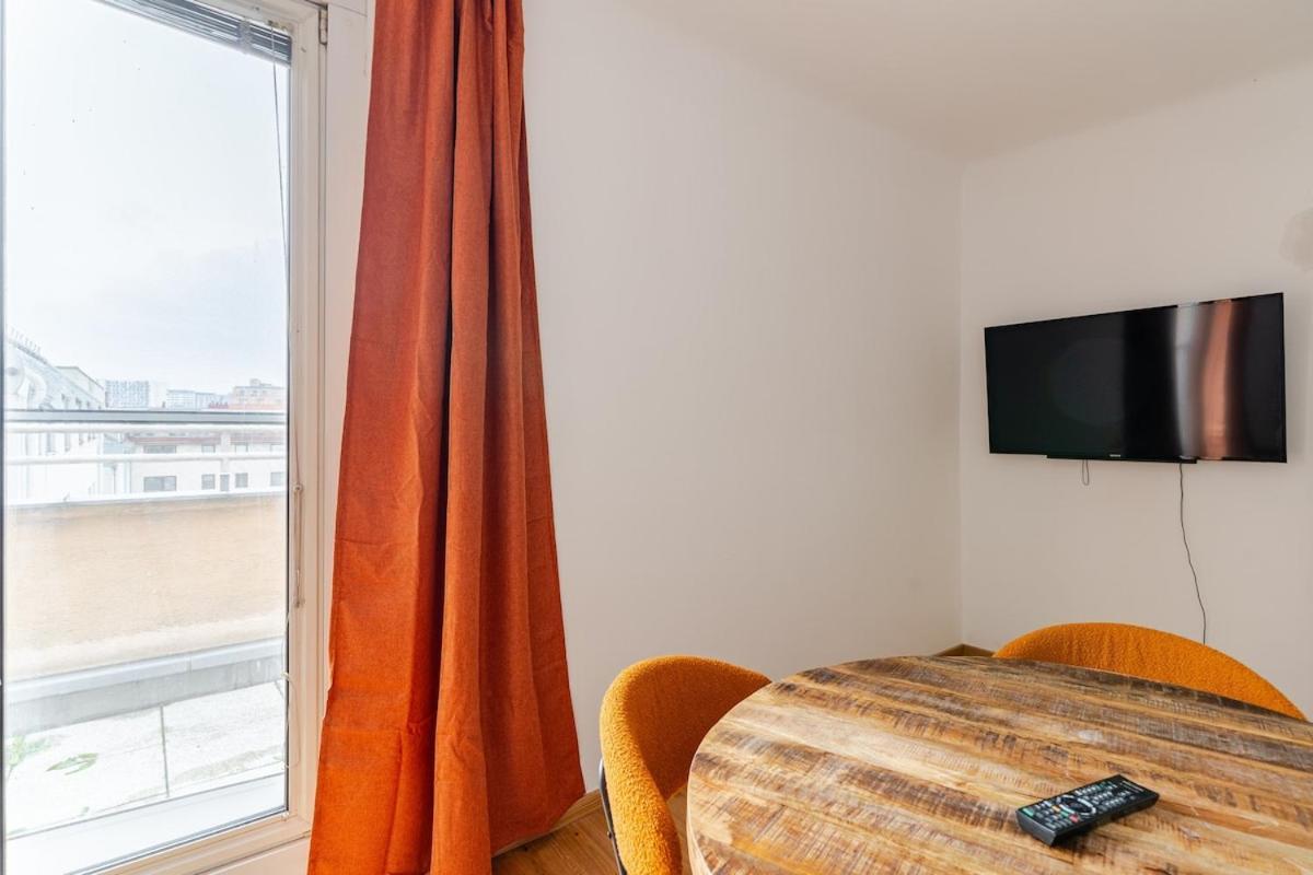 Apartamento 10 Minutes To Centre And Next To Hbf And Easy From Airport *
